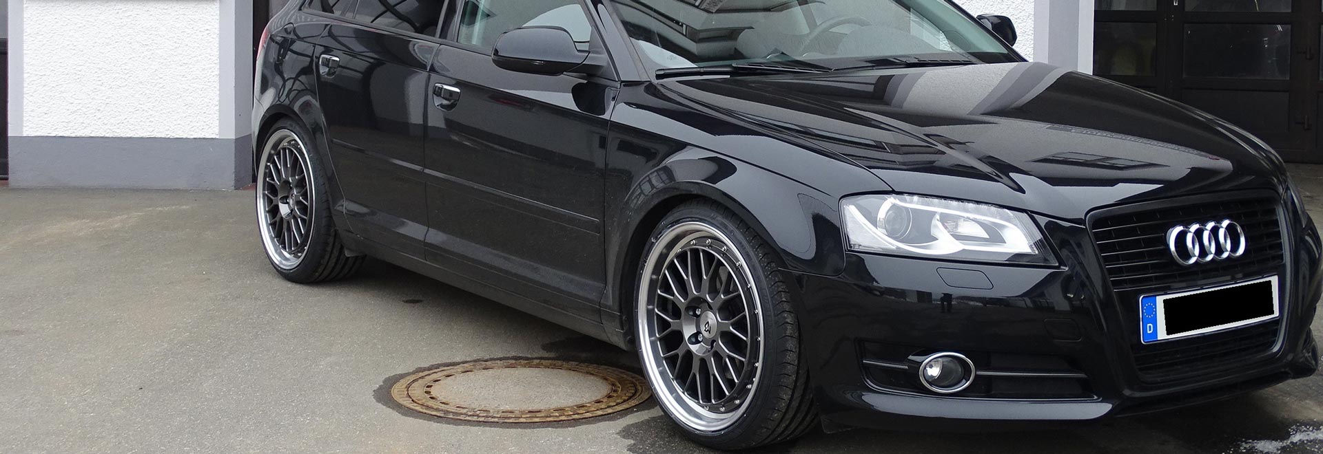 schwarzer Audi